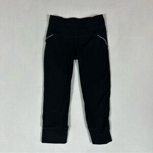 Athleta Black Relay Crop Women’s X Small XS Capri Style 862109 Mesh Pocket